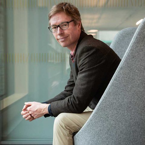 Dr James Davies